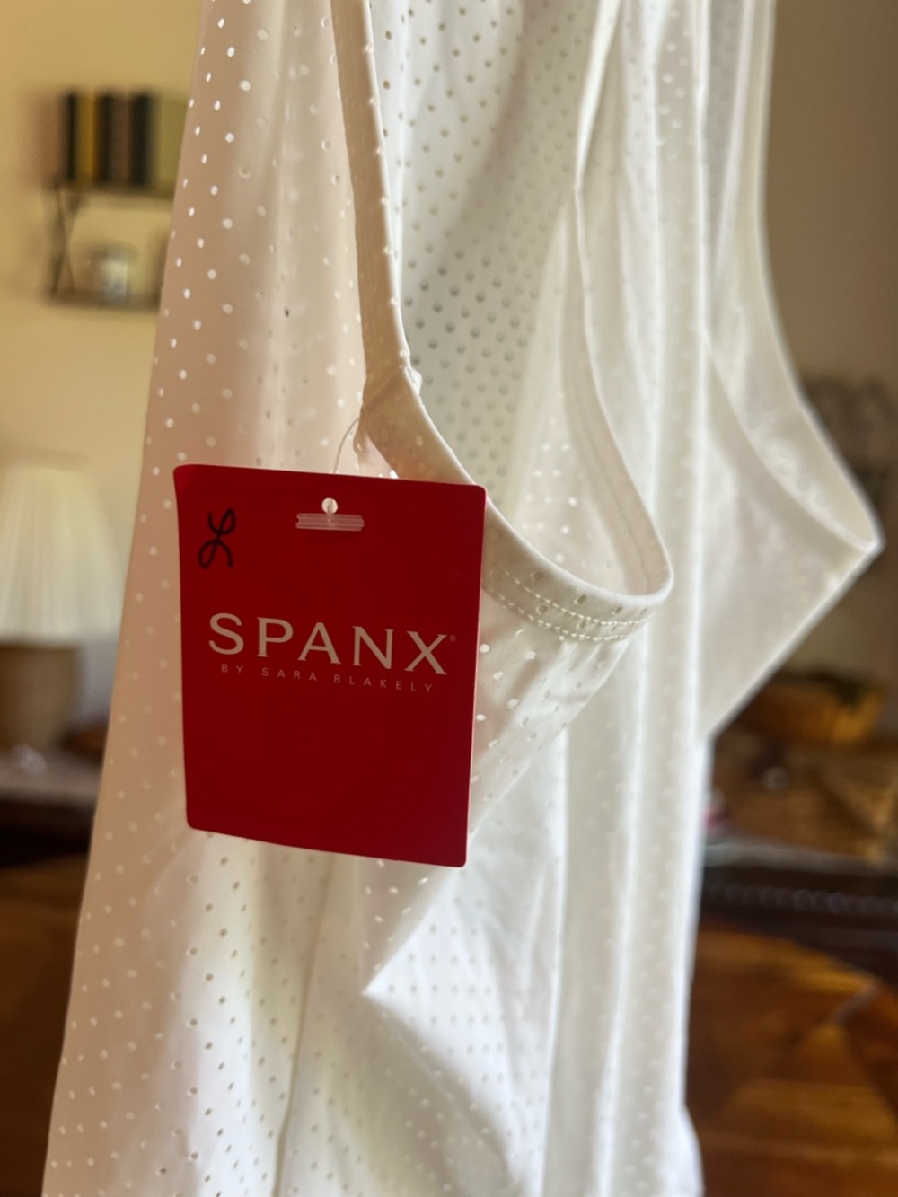 SPANX White Perforated Racerback Tank NWT Breathable Athletic Top Size Large